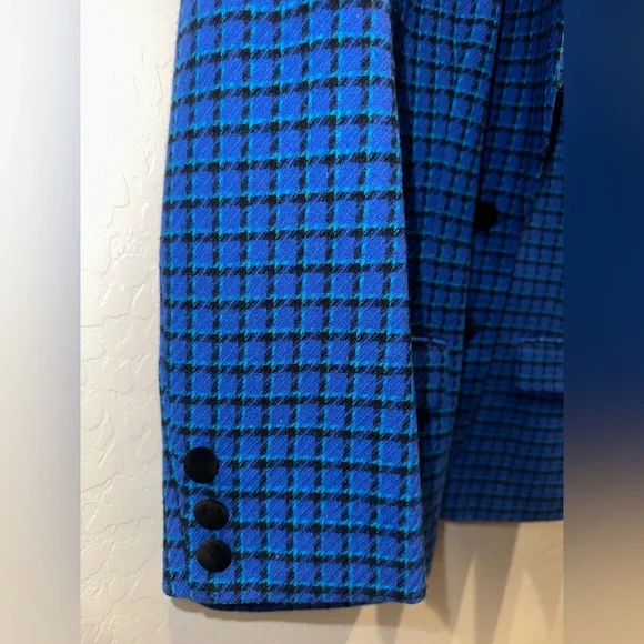 Pendleton Blue Checked Blazer with Black Velvet Collar - Picture 2 of 4